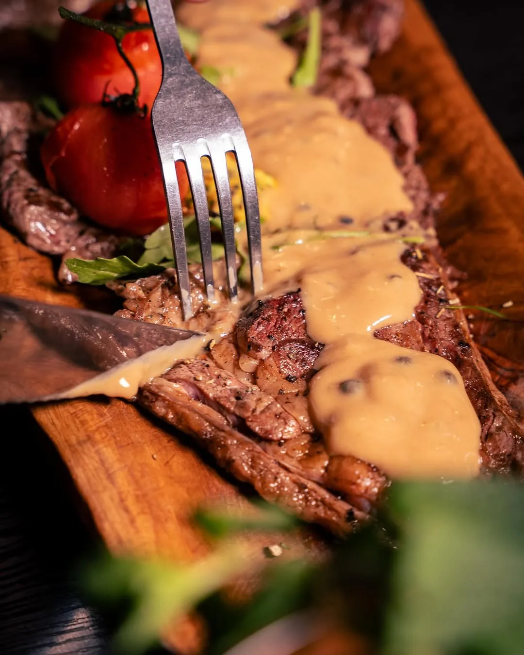 Entrecôte grillée 350 g — Le Petit Gourmet, restaurant français halal Paris 9